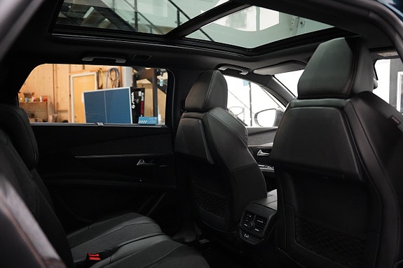 Peugeot 5008 23 of 26
