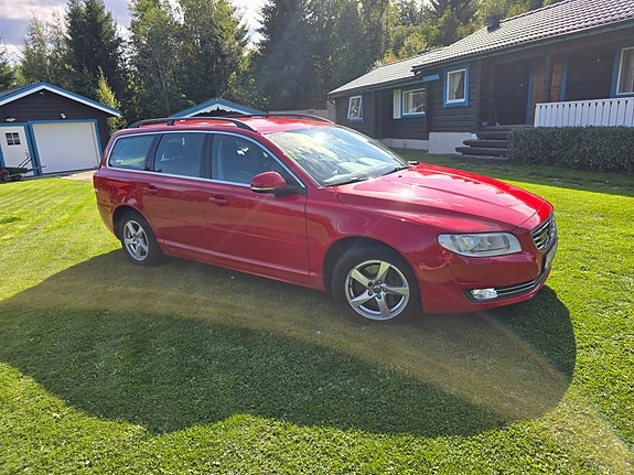 Volvo V70 3 of 8
