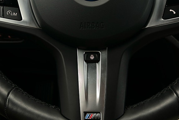 BMW 330e 25 of 25