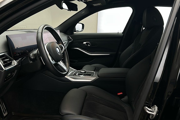 BMW 330e 10 of 25