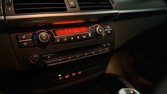 BMW X6 23 of 30