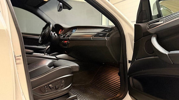 BMW X6 30 of 30