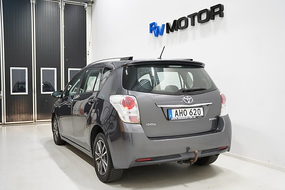 Toyota Verso 4 of 19