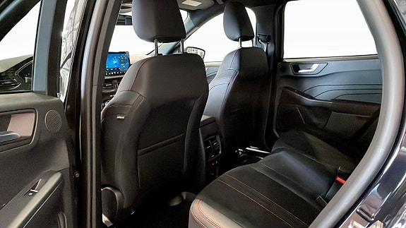 Ford Kuga 23 of 23