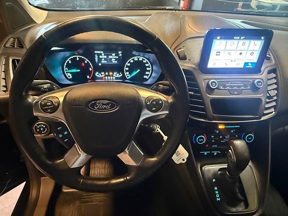 Ford Transit Connect 12 of 16