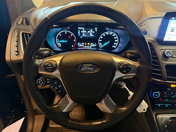 Ford Transit Connect 11 of 16