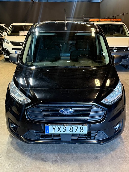 Ford Transit Connect 3 of 16