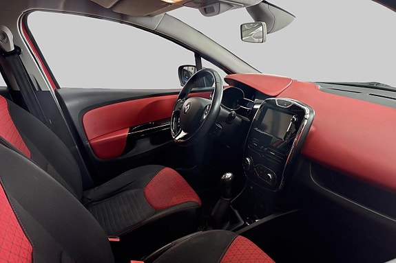 Renault Clio 10 of 16