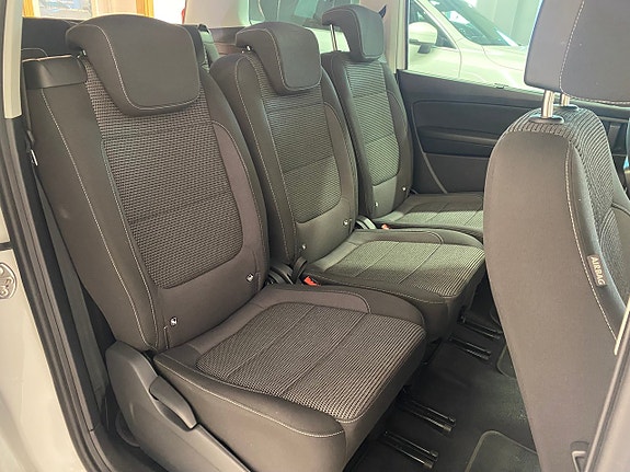 Volkswagen Sharan 8 of 25