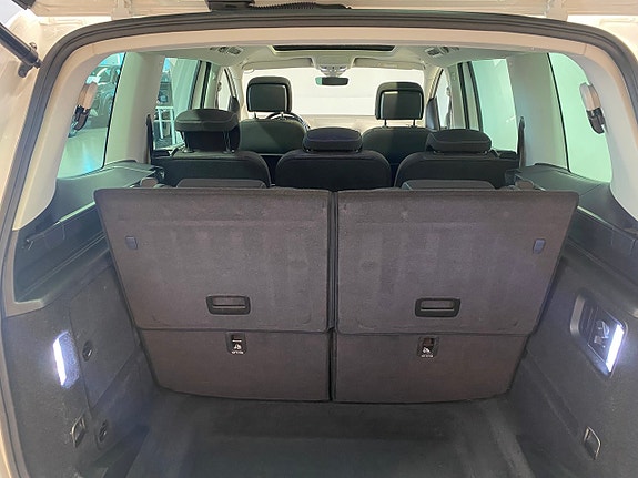 Volkswagen Sharan 12 of 25