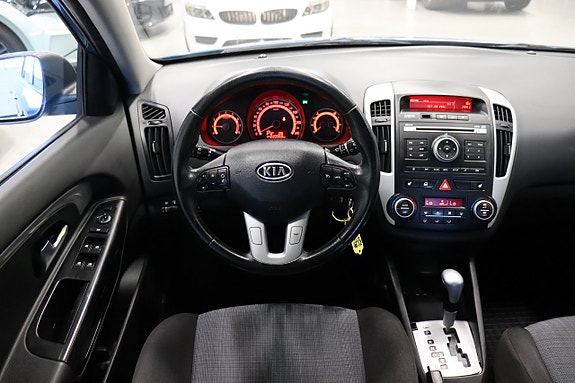Kia Ceed 15 of 19
