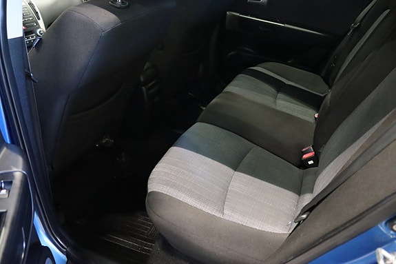 Kia Ceed 8 of 19