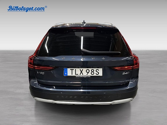 Volvo V90 Cross Country 6 of 14
