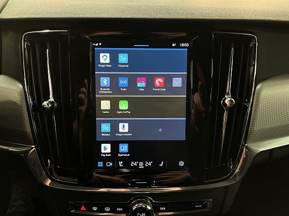 Volvo V90 Cross Country 12 of 14