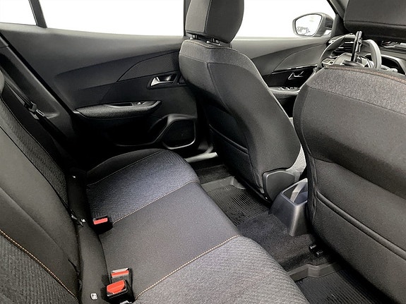 Peugeot 2008 14 of 17