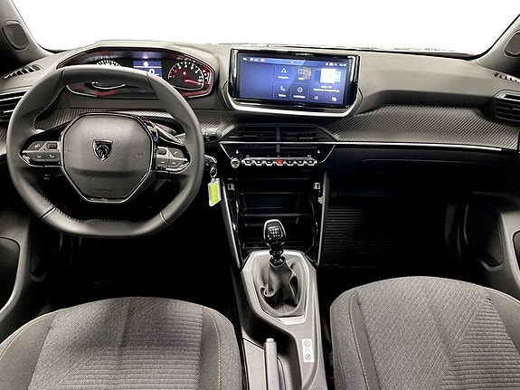 Peugeot 2008 6 of 17