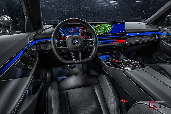 BMW M5 11 of 24