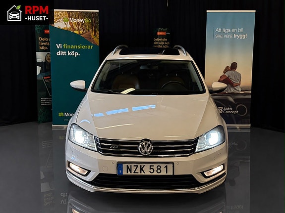 Volkswagen Passat 2 of 25