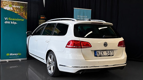 Volkswagen Passat 5 of 25