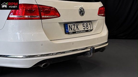 Volkswagen Passat 6 of 25