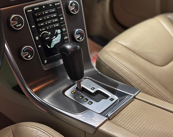 Volvo V60 15 of 29