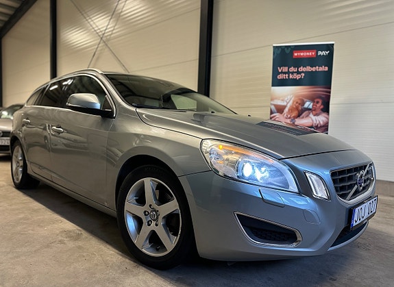 Volvo V60 26 of 29