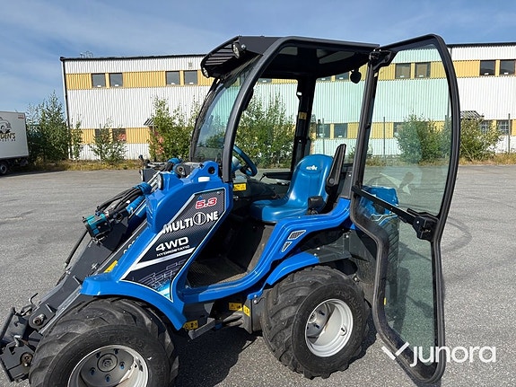 Kompaktlastare med redskap MultiOne 5.3K 21 of 30