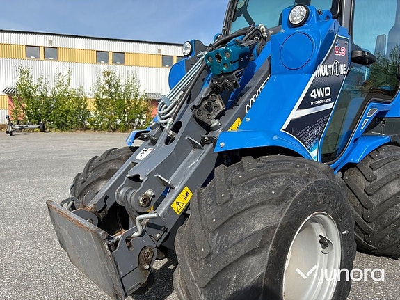 Kompaktlastare med redskap MultiOne 5.3K 11 of 30