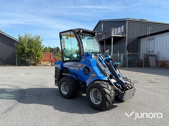 Kompaktlastare med redskap MultiOne 5.3K 7 of 30