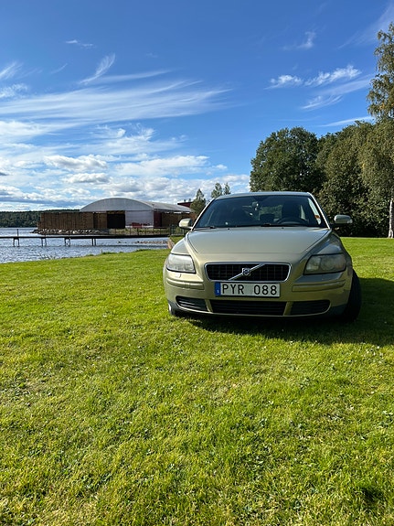 Volvo S40 3 of 7