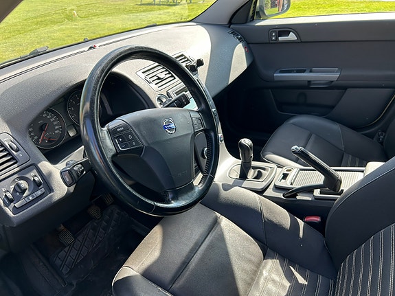 Volvo S40 6 of 7