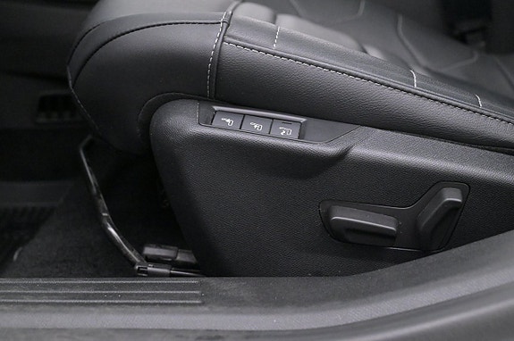 Citroen E-C4 X 11 of 27