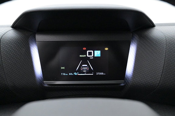 Citroen E-C4 X 8 of 27