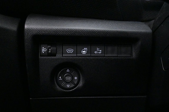 Citroen E-C4 X 20 of 27