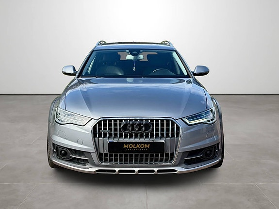 Audi A6 allroad 2 of 17