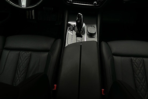 BMW 520d 9 of 26