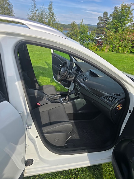 Renault Megane III 5 of 10