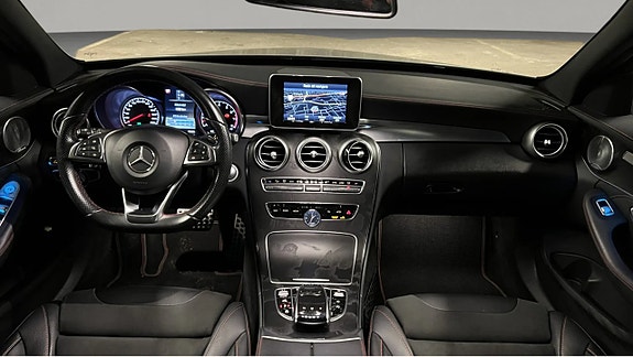 Mercedes-Benz C450 9 of 12
