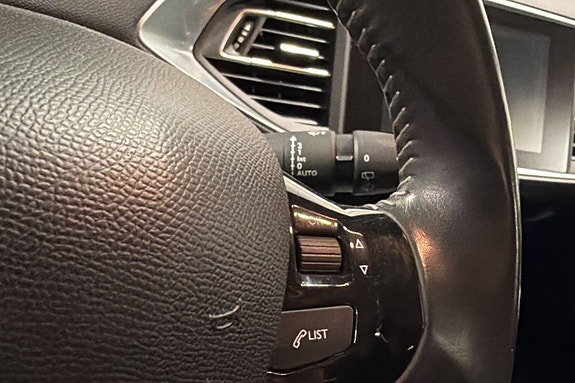 Peugeot 308 22 of 25