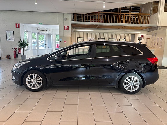 Kia Ceed 2 of 26