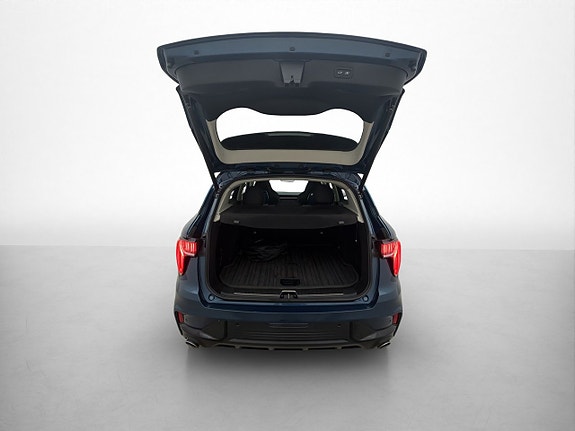 Lynk & Co 01 8 of 30
