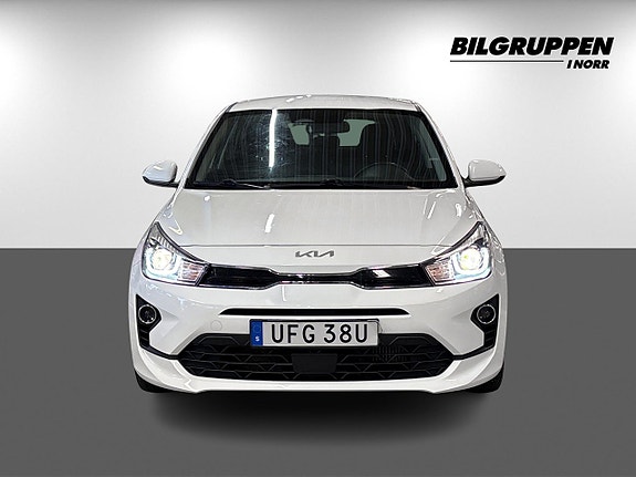Kia Rio 2 of 16