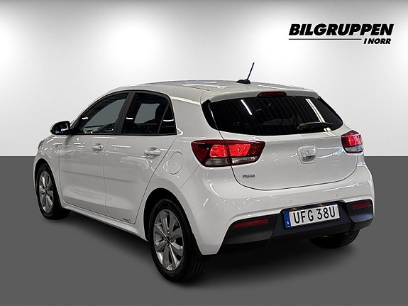 Kia Rio 6 of 16