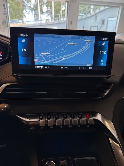 Peugeot 5008 10 of 16