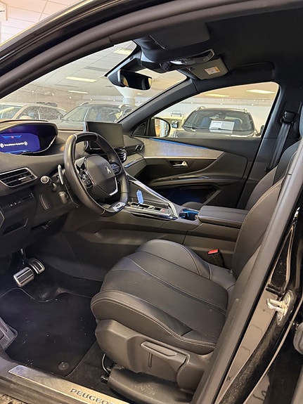 Peugeot 5008 6 of 16
