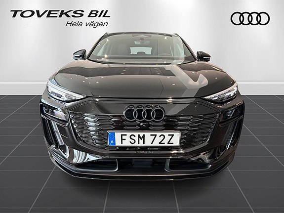 Audi Q6 e-tron 8 of 26