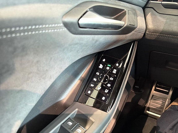 Audi Q6 e-tron 15 of 26