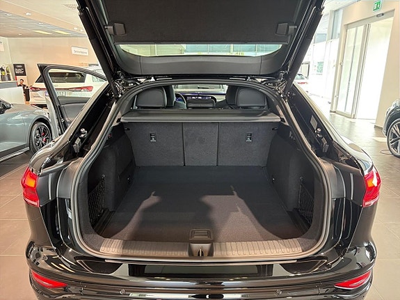 Audi Q6 e-tron 25 of 26