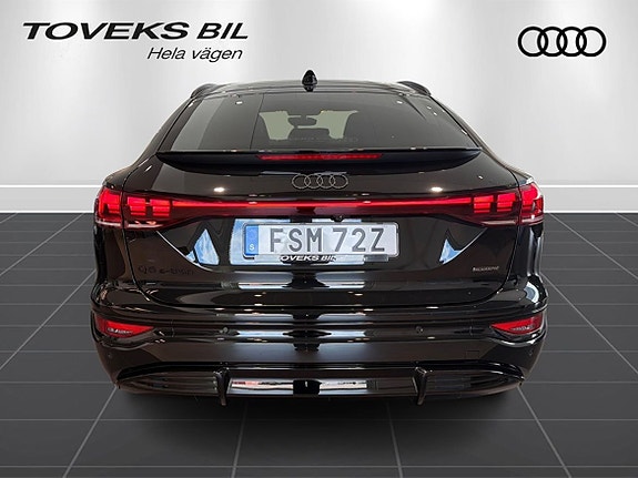 Audi Q6 e-tron 4 of 26