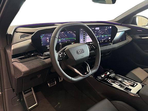Audi Q6 e-tron 10 of 26